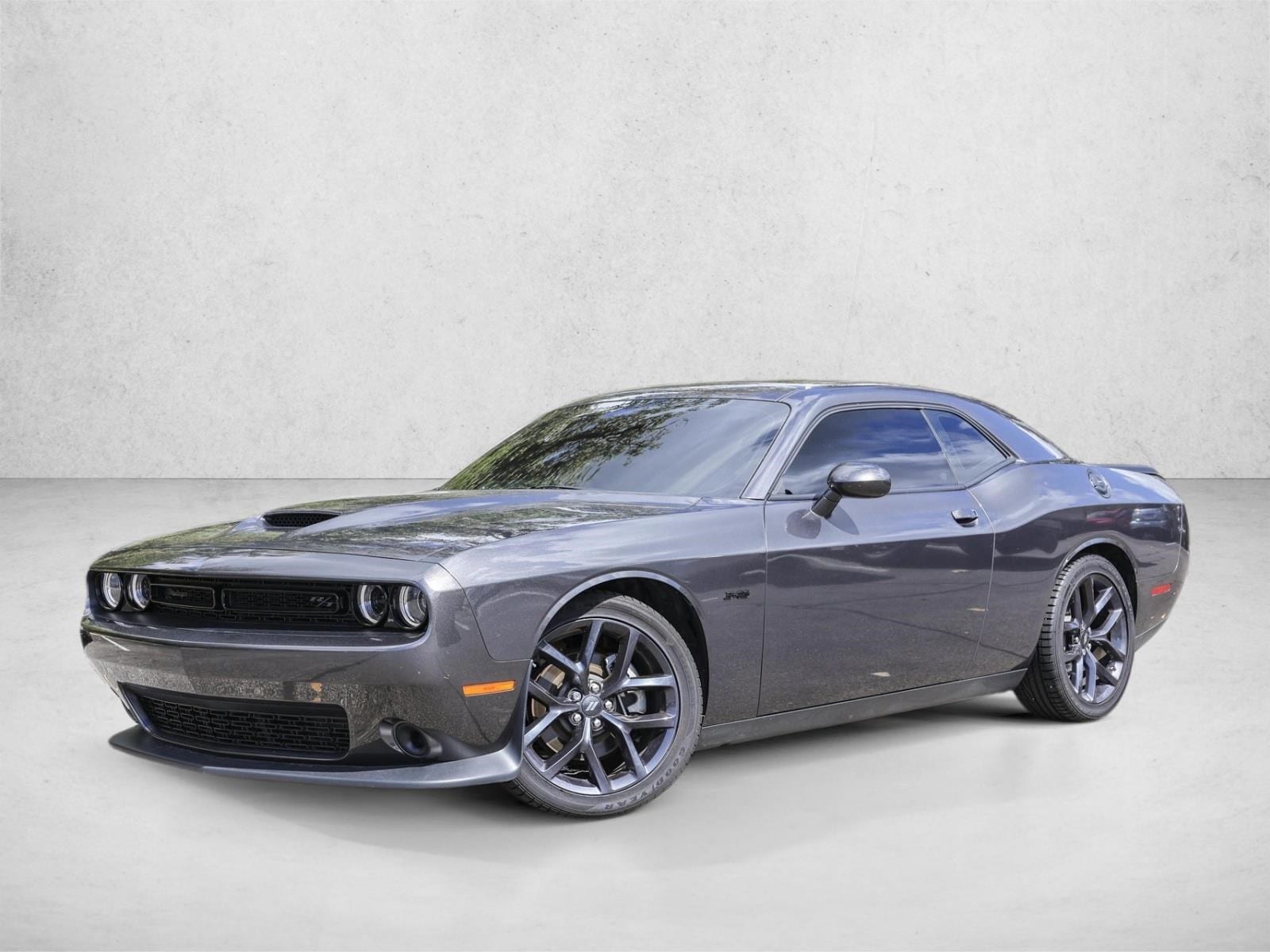 2023 Dodge Challenger R/T's photo
