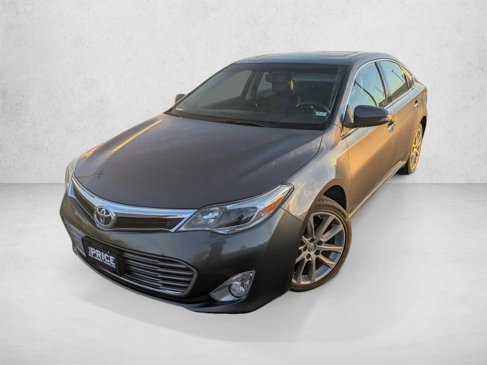 2014 Toyota Avalon XLE Touring's photo