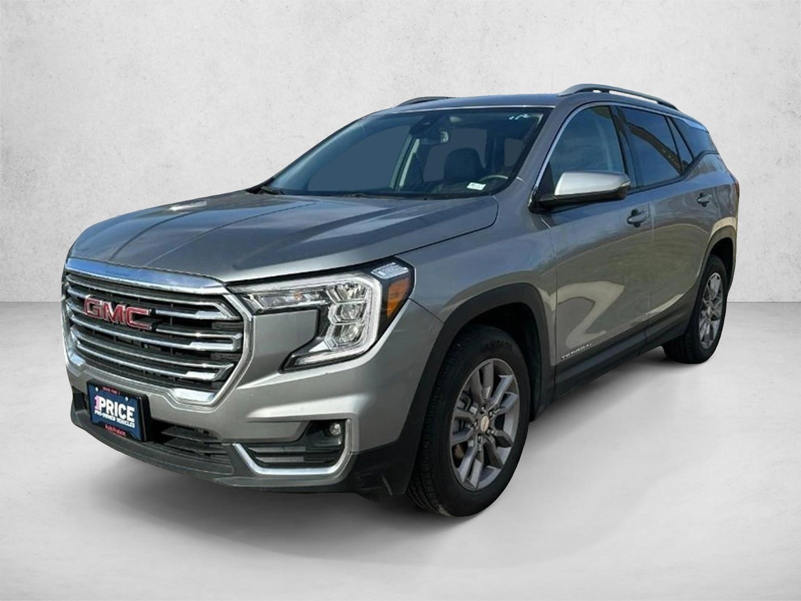 2024 GMC Terrain SLT's photo