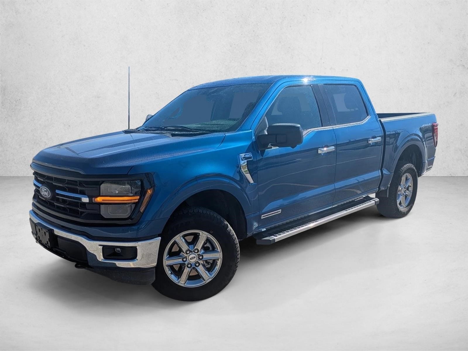 2024 Ford F-150 XLT's photo