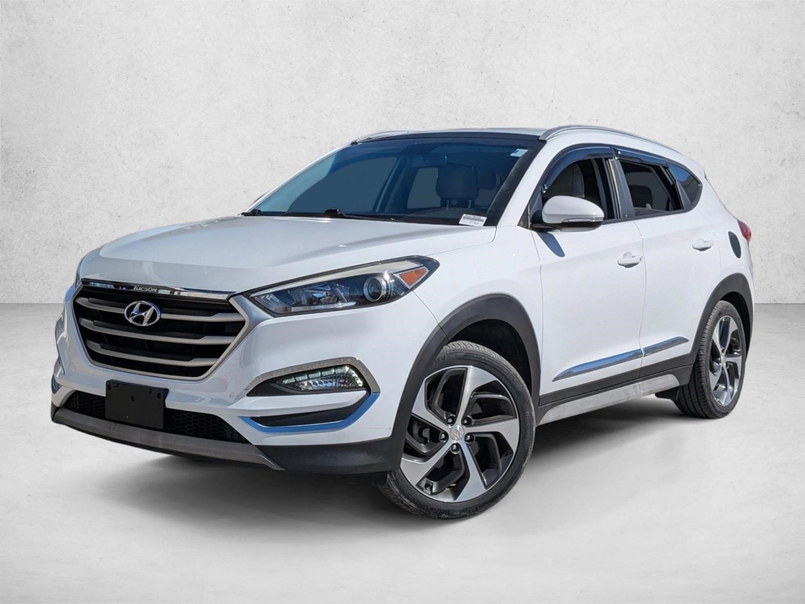 2017 Hyundai Tucson Sport's photo