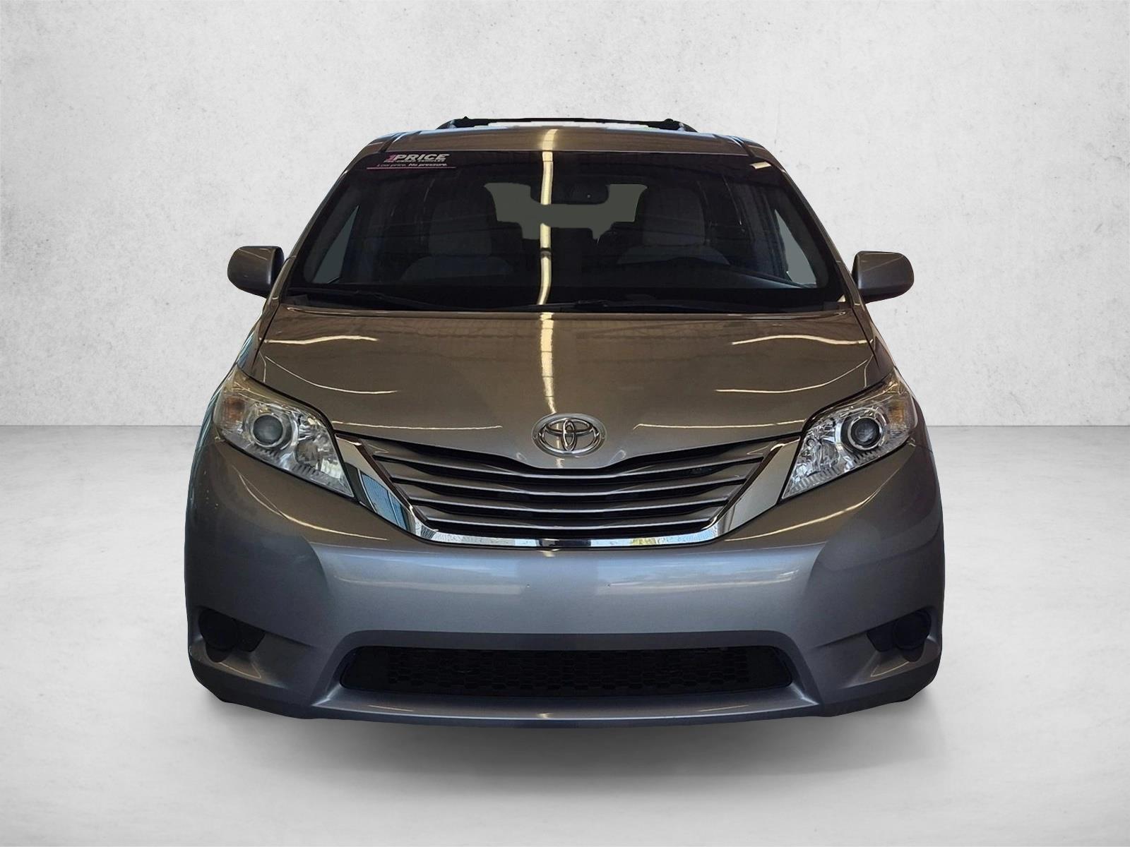 Used 2015 Toyota Sienna LE with VIN 5TDKK3DCXFS595518 for sale in Pinellas Park, FL