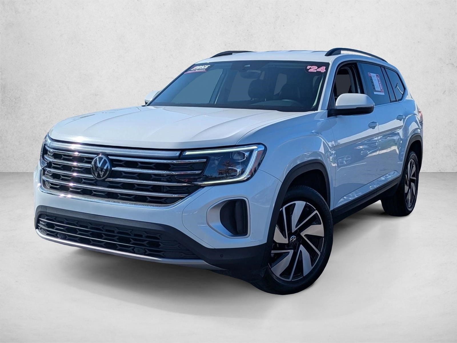 2024 Volkswagen Atlas SE w/Tech's photo