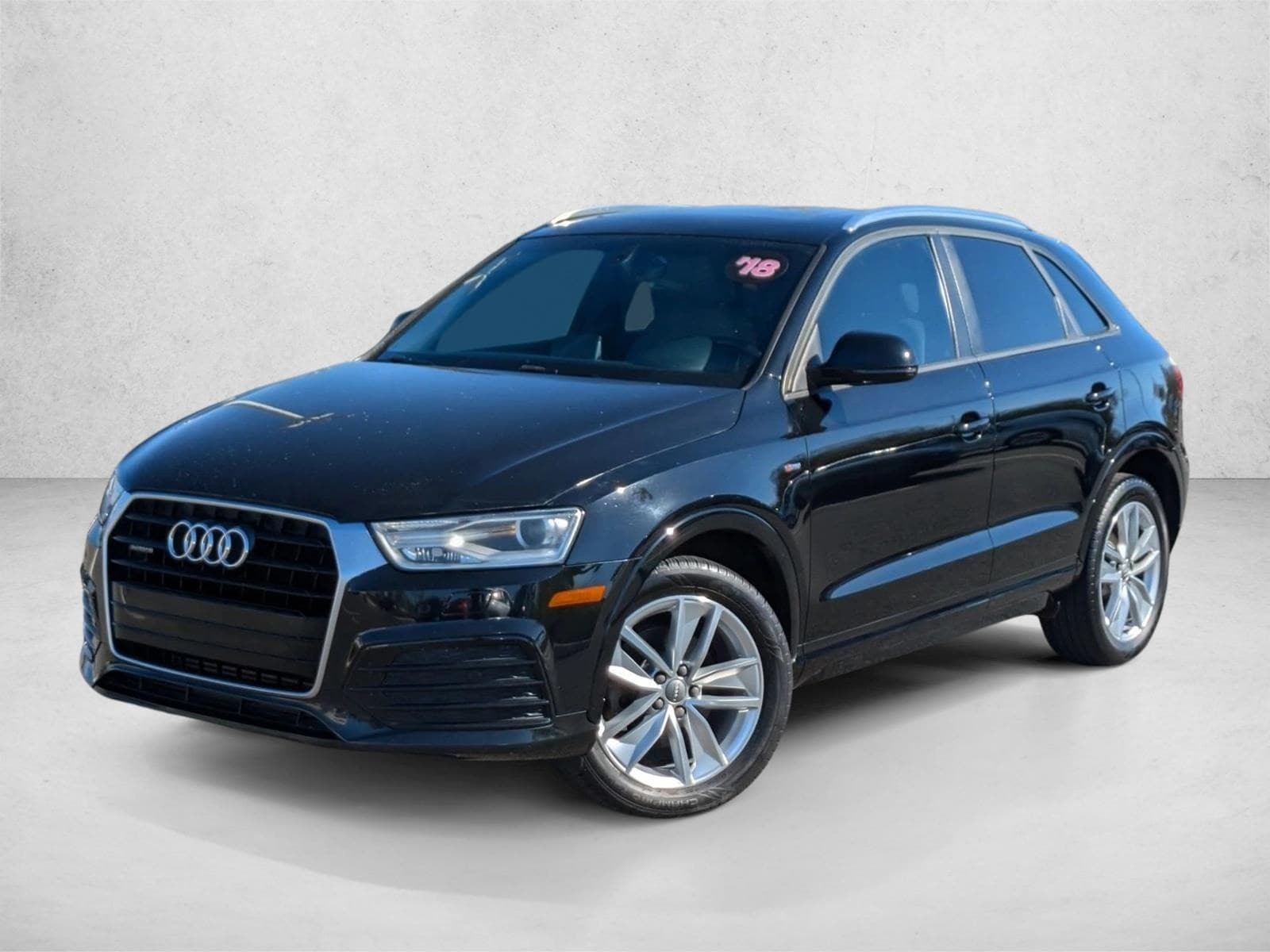 2018 Audi Q3 Premium's photo