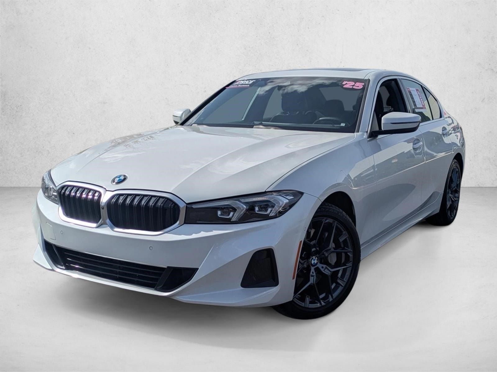 2025 BMW 3 Series 330i's photo