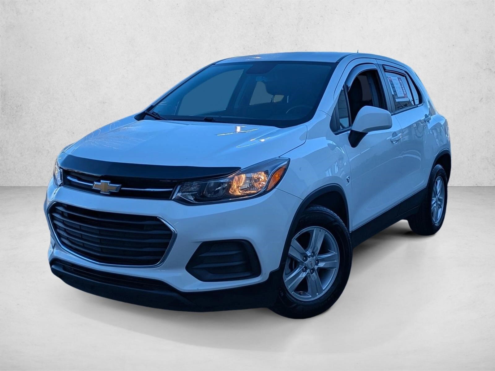 2021 Chevrolet Trax LS's photo