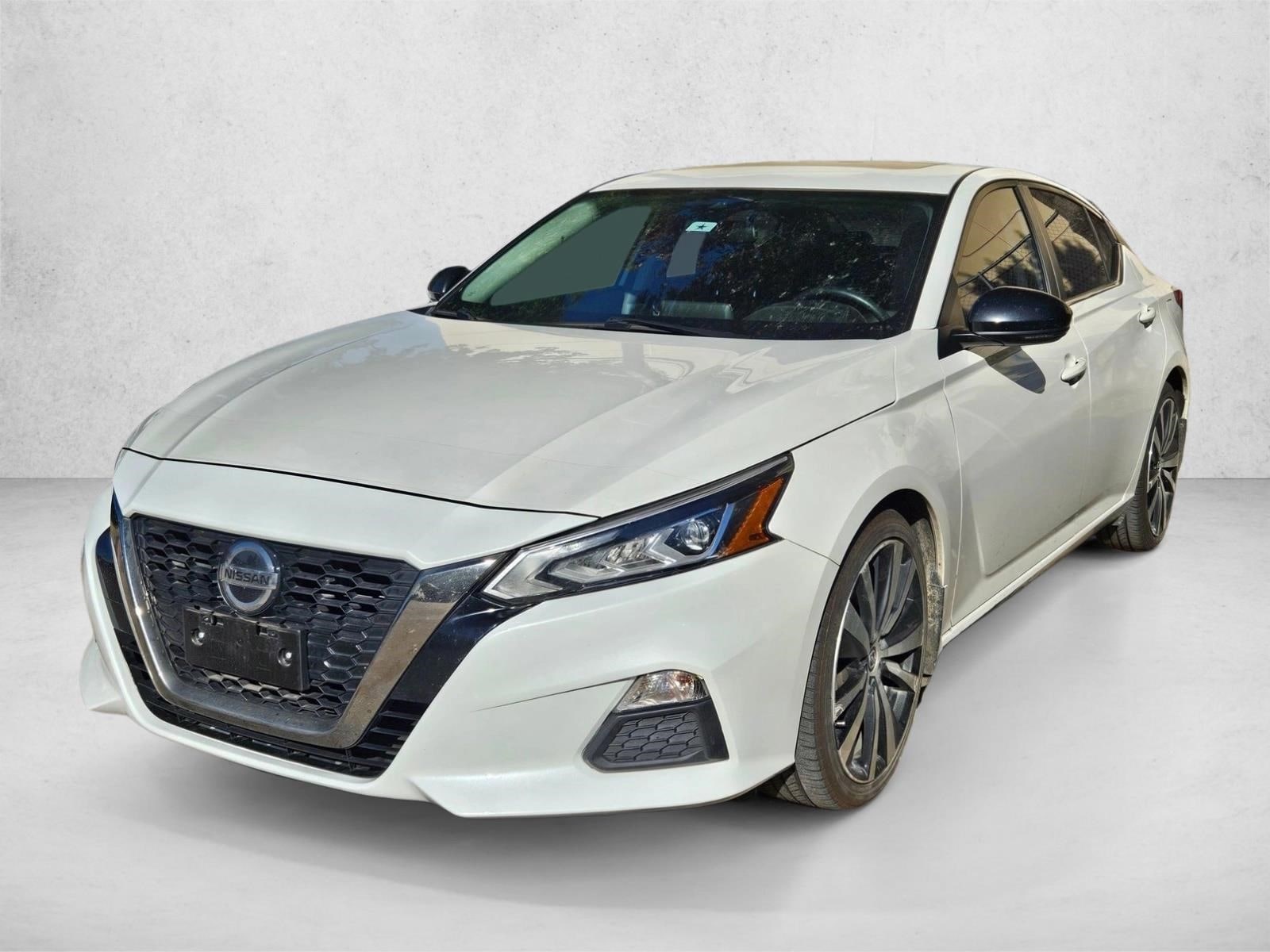 2020 Nissan Altima SR