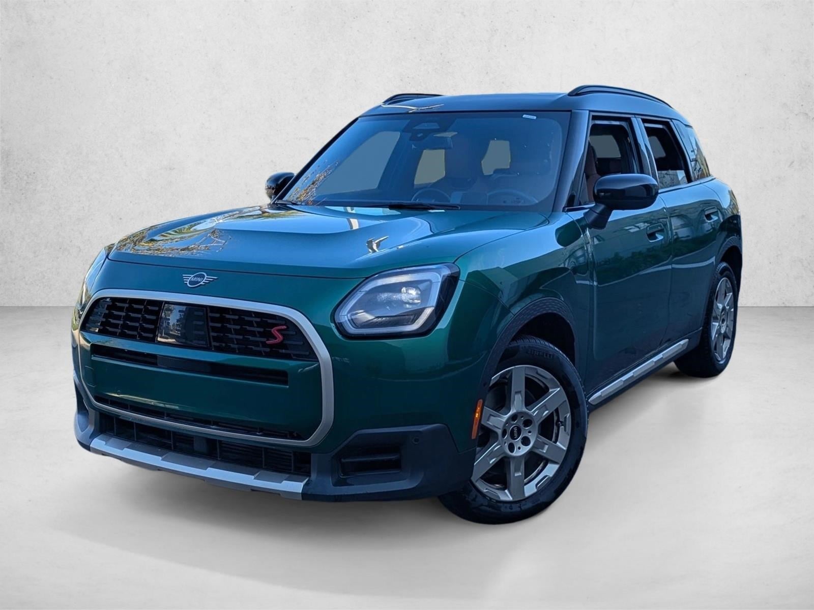 2025 MINI Countryman S's photo