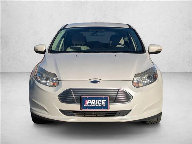 2015 Ford Focus Electric photo 2