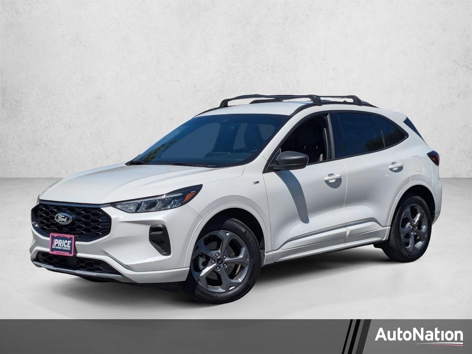 2024 Ford Escape ST-Line FWD's photo