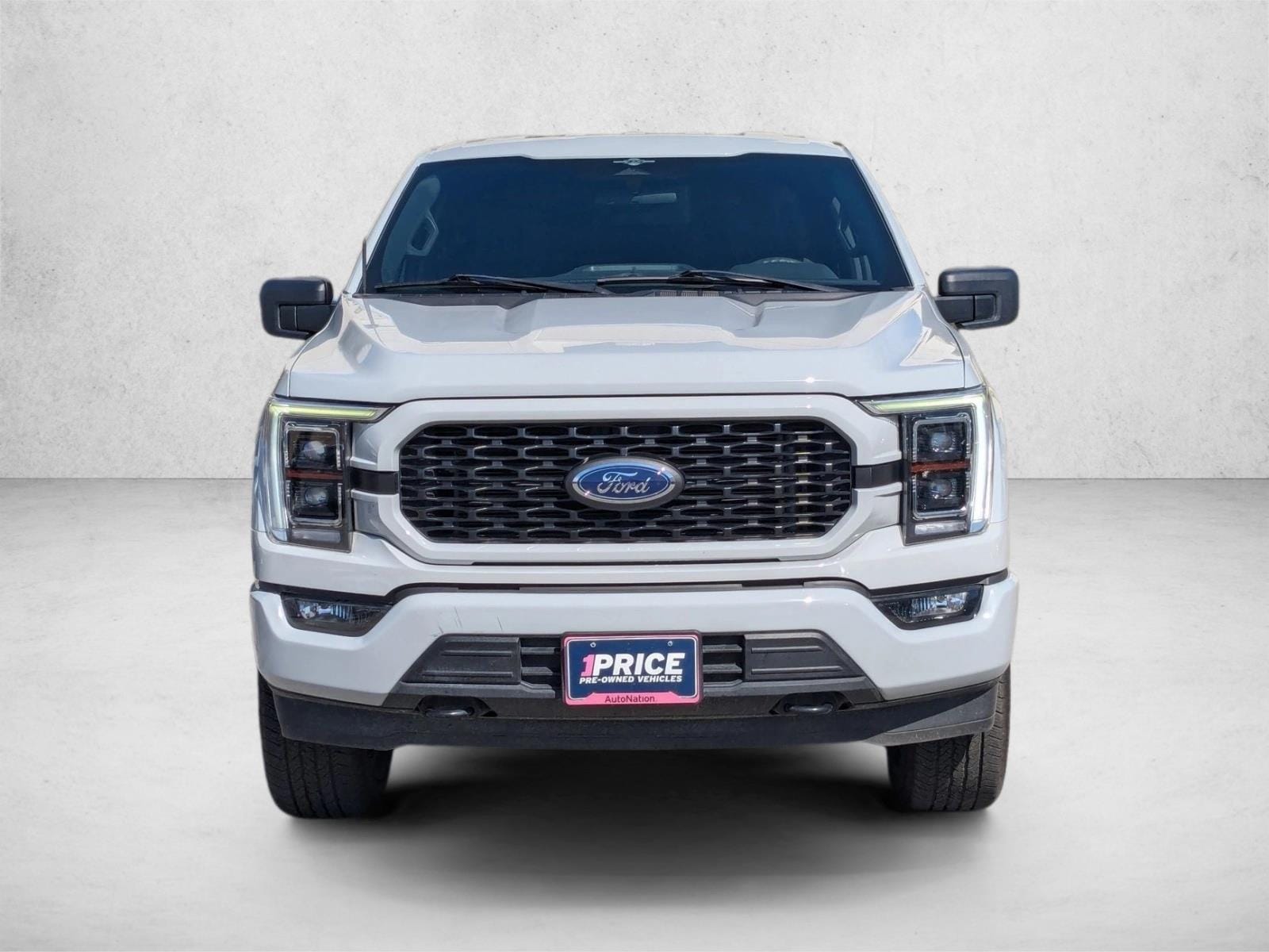 2023 Ford F-150 XL photo 2
