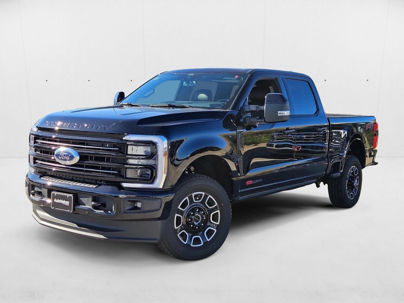2026 Ford F-250 Super Duty Platinum's photo