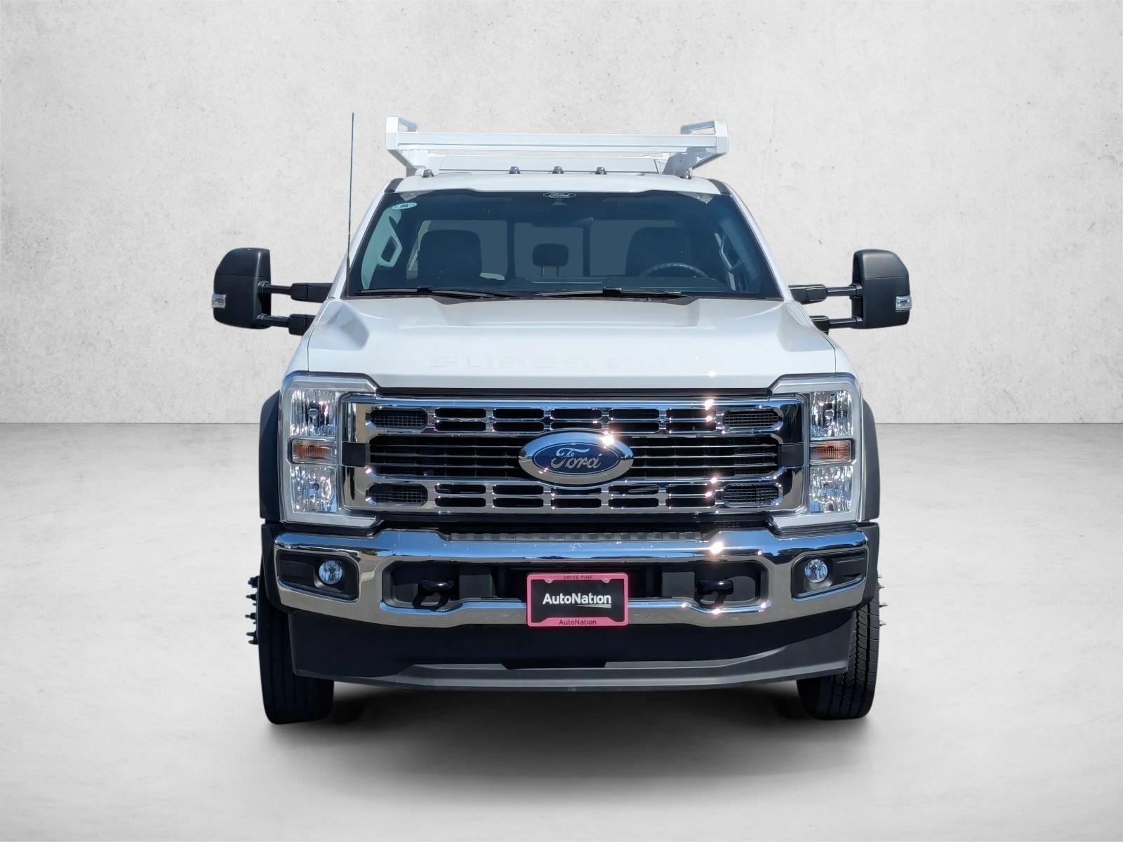 2025 Ford F-550 Super Duty Chassis Cab XL - Photo 6