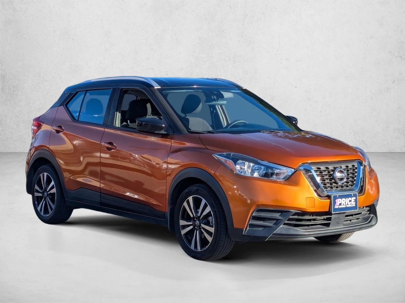 2020 Nissan Kicks SV photo 3