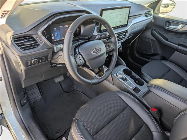 2025 Ford Escape Plug-In Hybrid photo 2