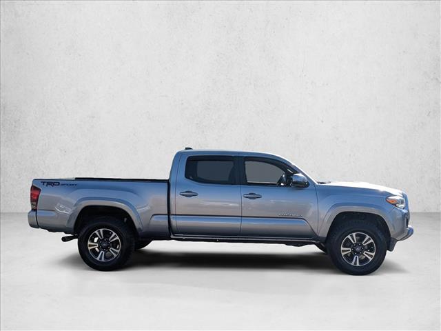 2016 Toyota Tacoma TRD Sport Double Cab photo 4