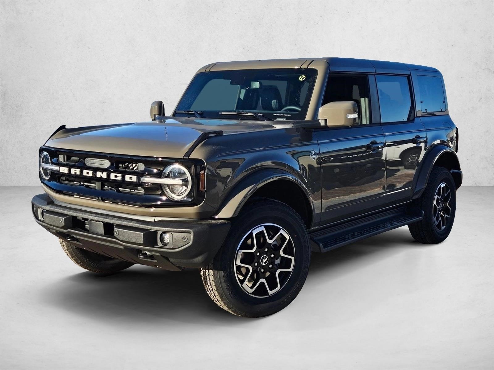 2025 Ford Bronco 4-Door Outer Banks's photo