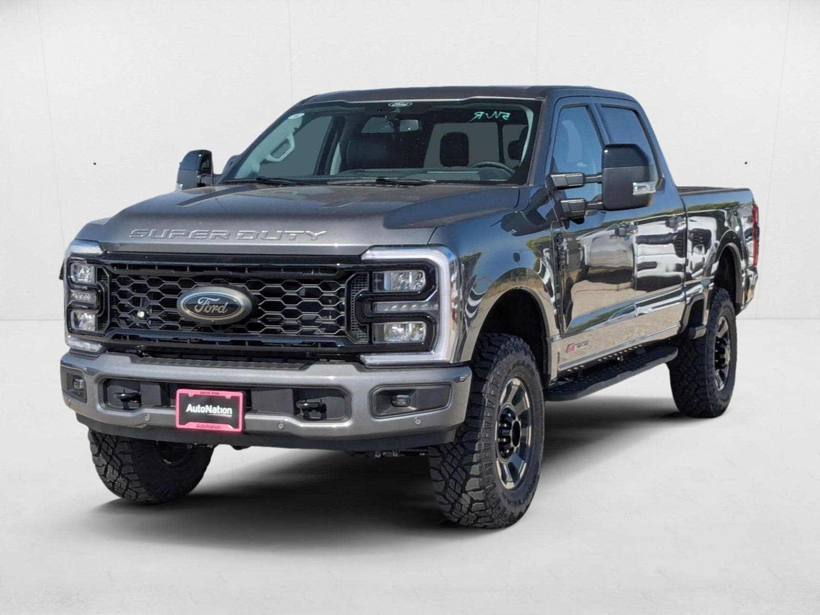 2025 Ford F-350 Super Duty Lariat's photo