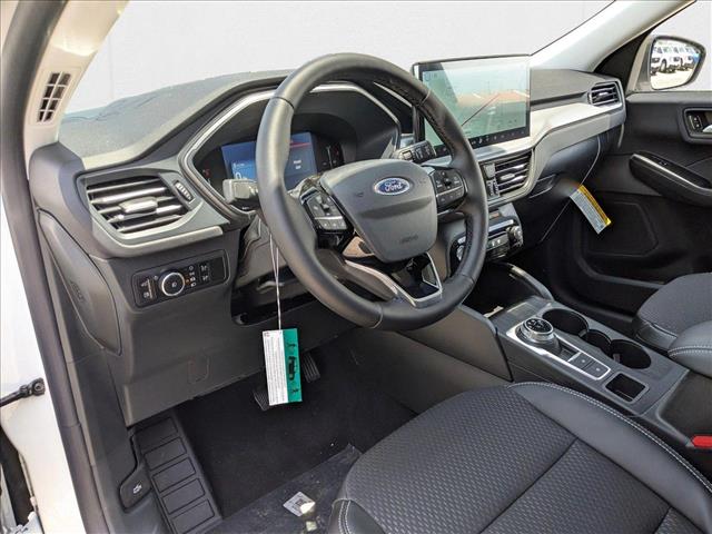 2025 Ford Escape photo 2