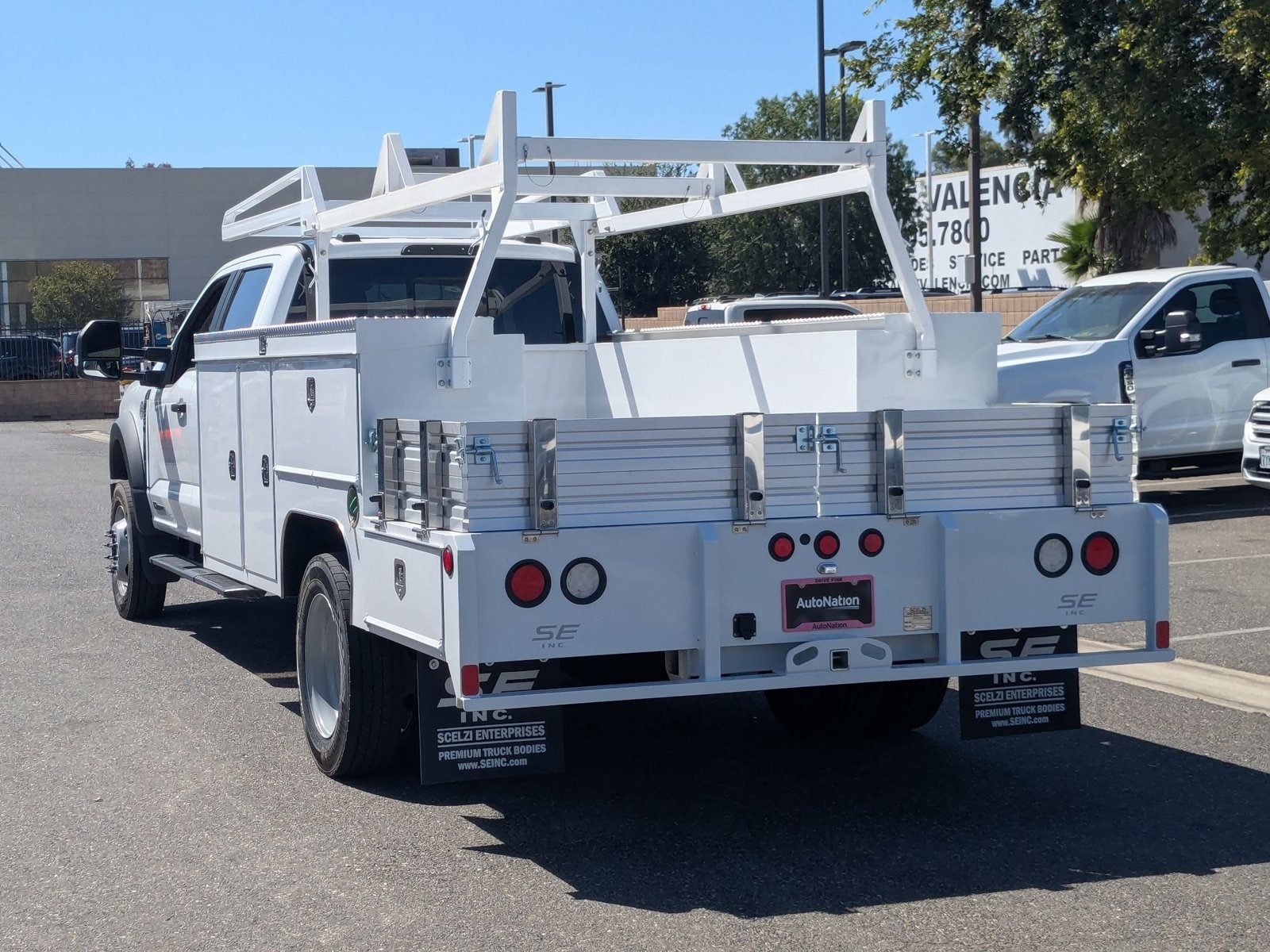 2025 Ford F-550 Super Duty Chassis Cab XL - Photo 9