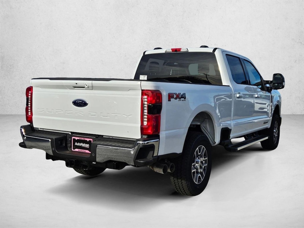 New 2026 Ford F-250 LARIAT Truck Crew Cab