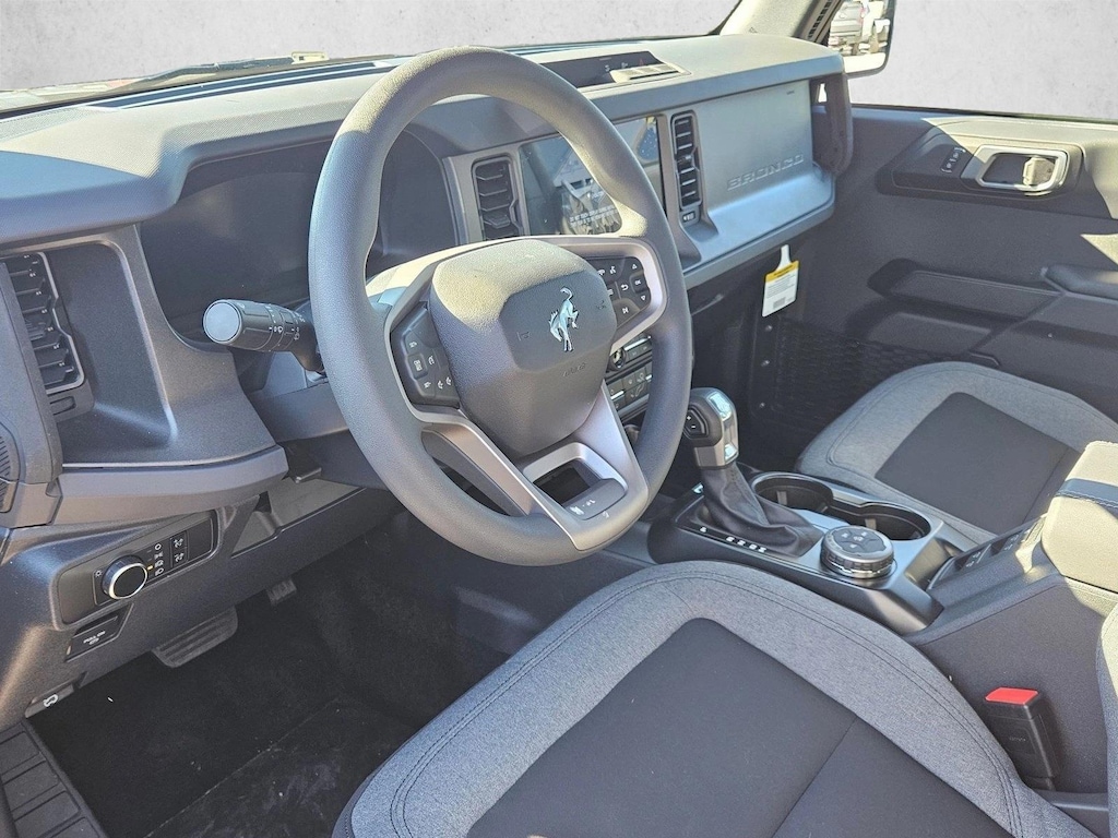 New 2025 Ford Bronco Base SUV