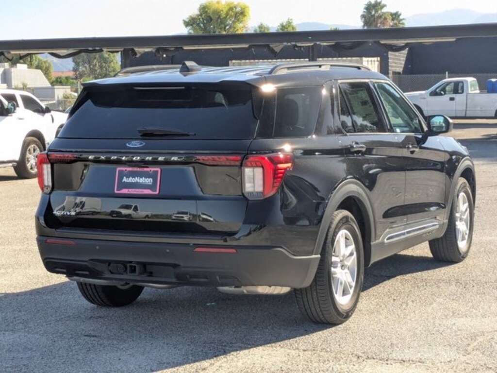 New 2025 Ford Explorer Active SUV