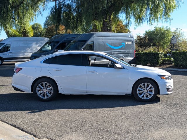 2022 Chevrolet Malibu 1LT photo 3