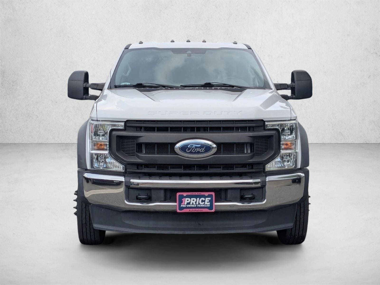 2021 Ford F-550 Chassis XL photo 2