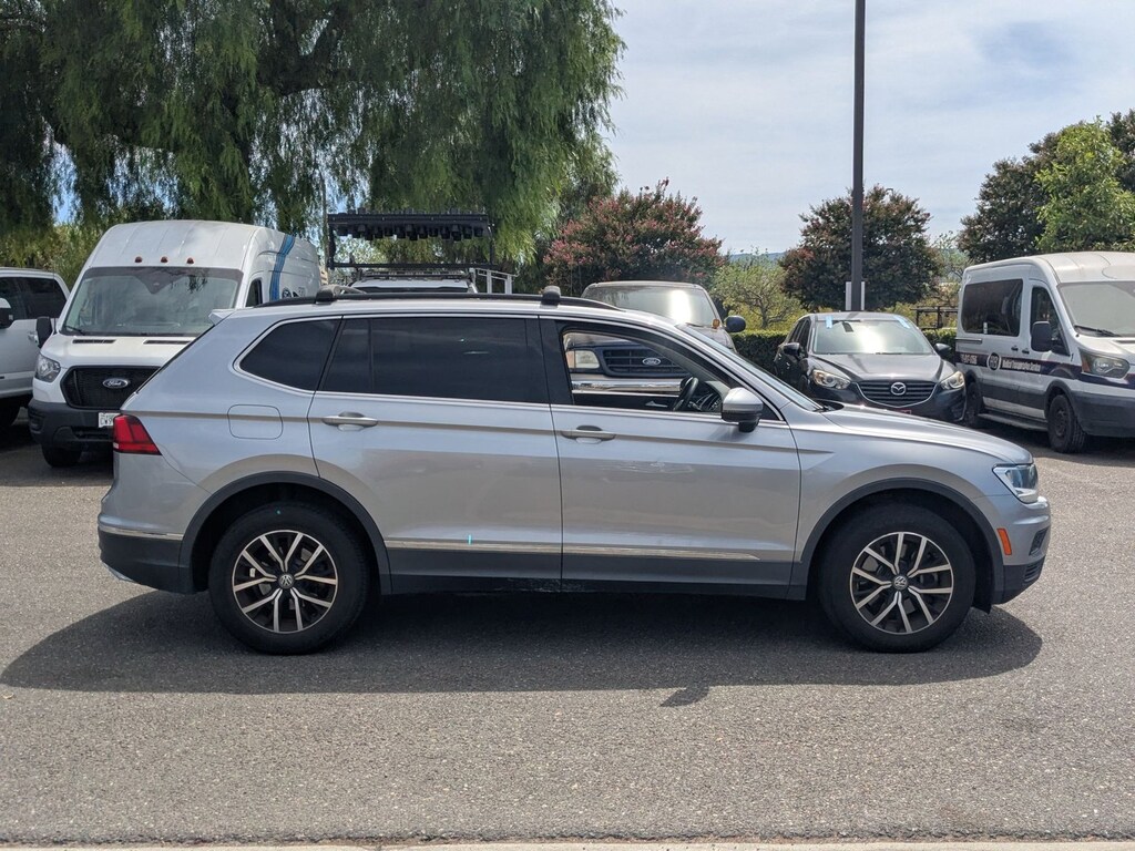 Used 2021 Volkswagen Tiguan SE SUV