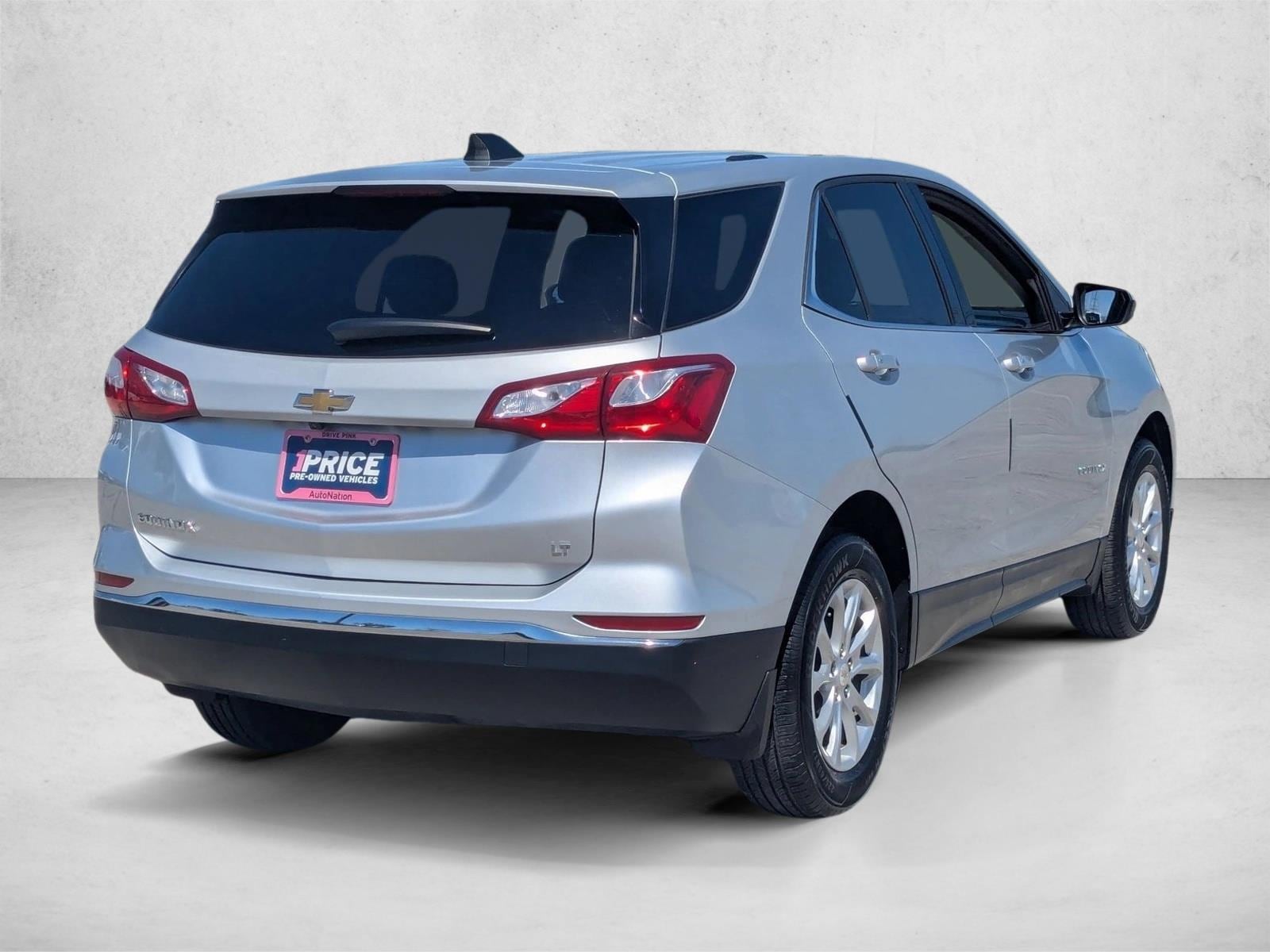 2018 Chevrolet Equinox LT photo 4