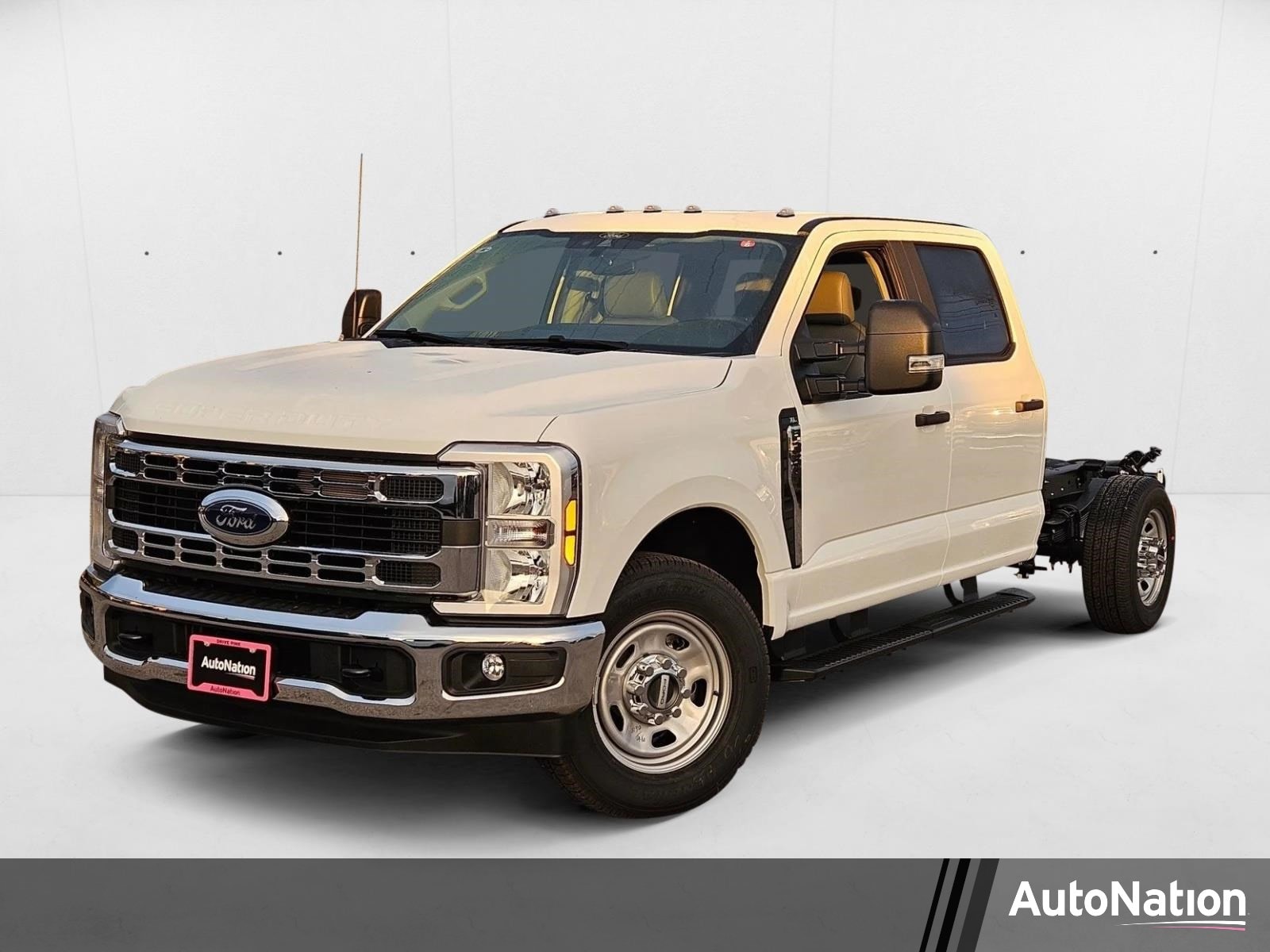 2026 Ford F-350 Super Duty Chassis Cab