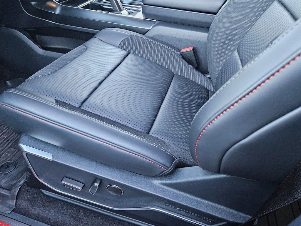 New 2025 Ford F-150 Raptor Truck SuperCrew Cab