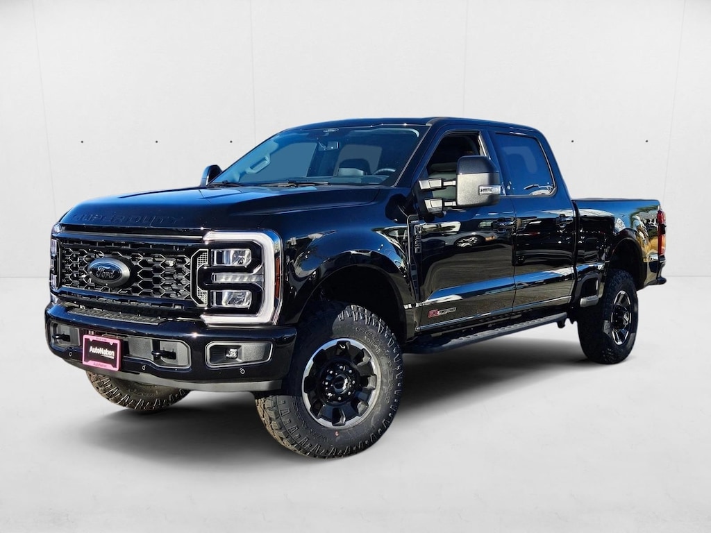 New 2025 Ford F-350 LARIAT Truck Crew Cab