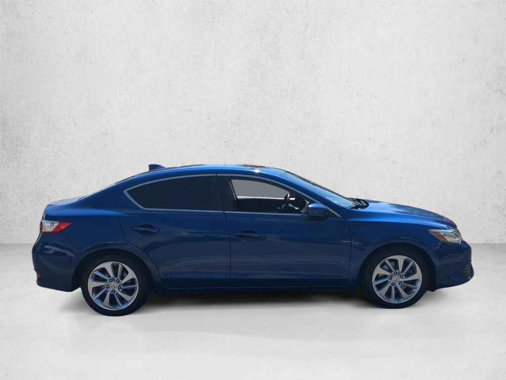 Used 2017 Acura ILX w/AcuraWatch Plus Sedan
