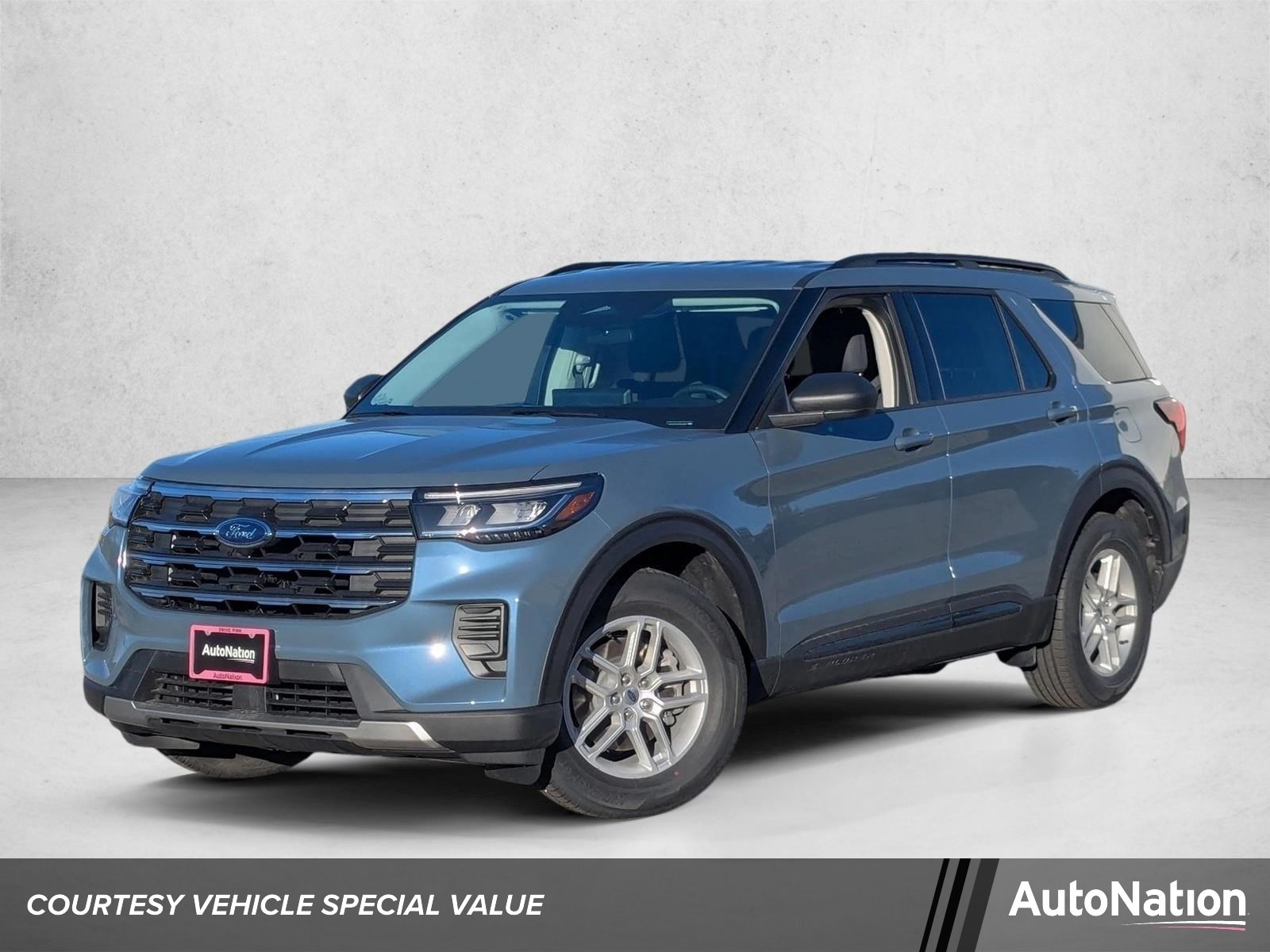 2026 Ford Explorer's photo