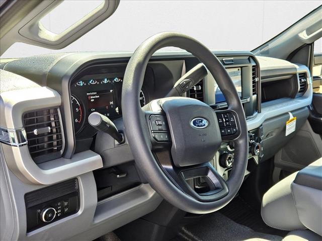 2026 Ford F-350 XL photo 3