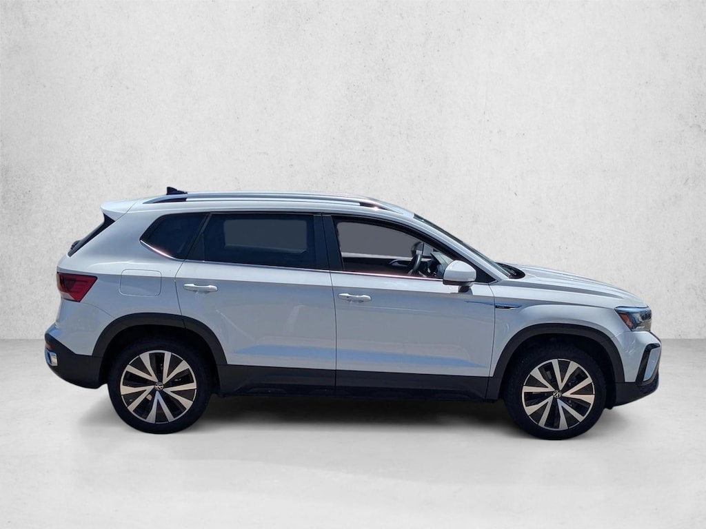 Used 2022 Volkswagen Taos SE SUV