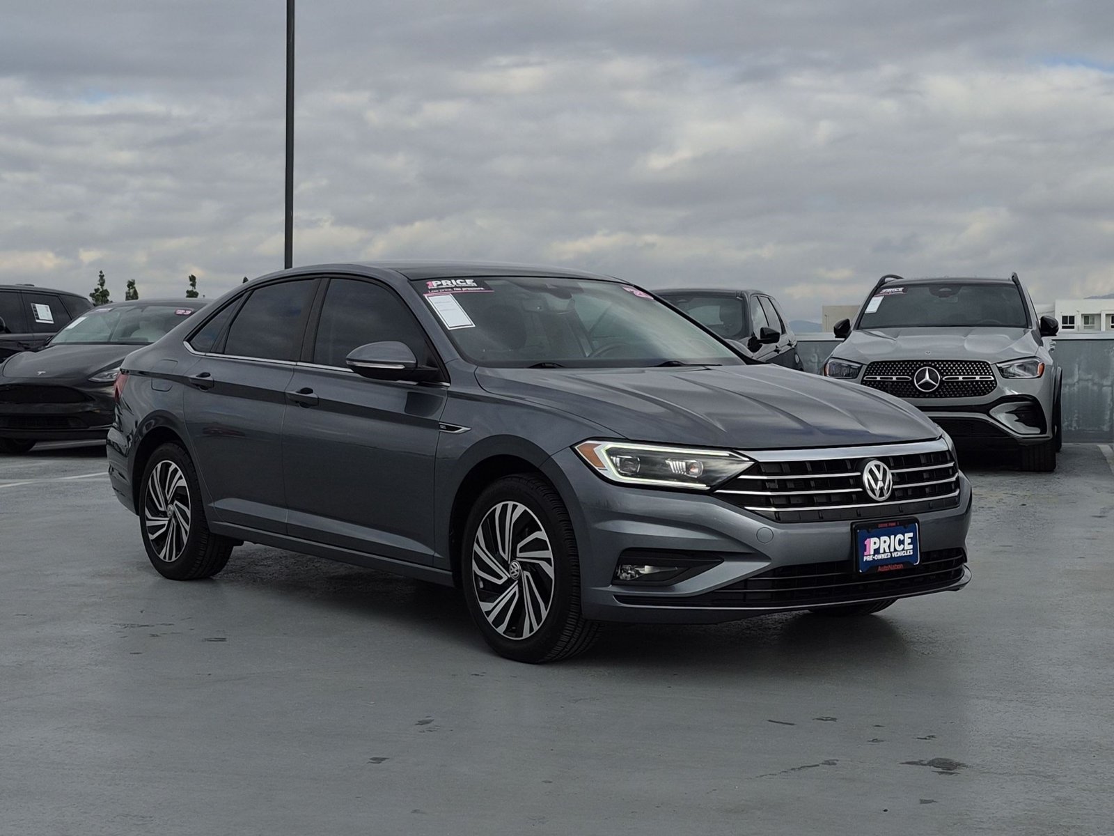 Used 2020 Volkswagen Jetta SEL Premium Sedan