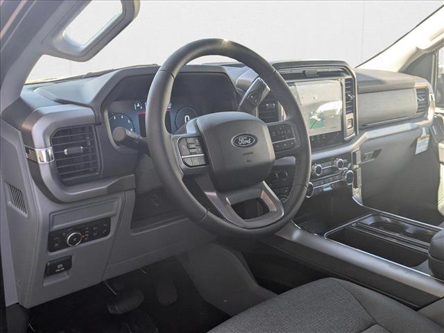 2025 Ford F-150 XLT photo 3