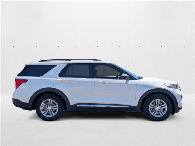 2020 Ford Explorer XLT photo 4