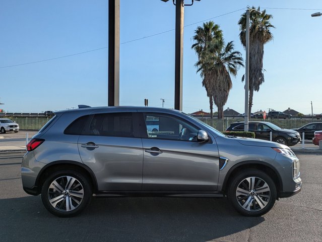 2022 Mitsubishi Outlander Sport SE photo 3