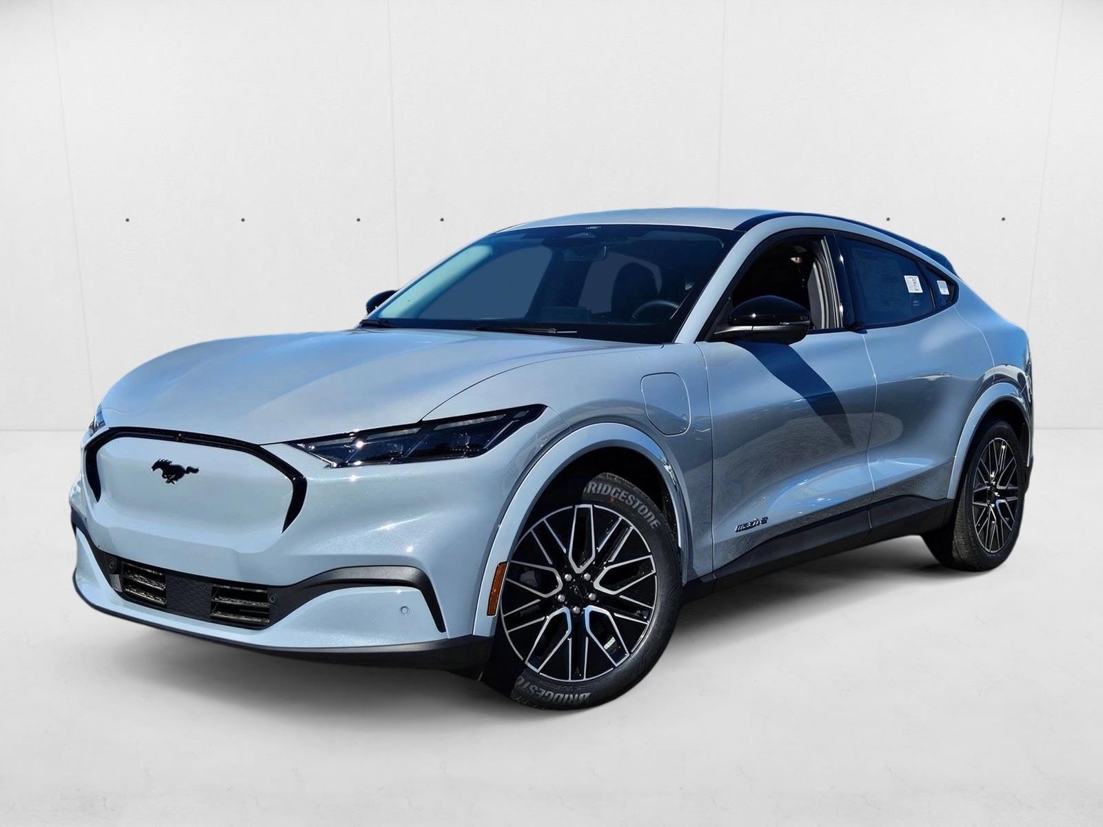 2025 Ford Mustang Mach-E Premium RWD's photo