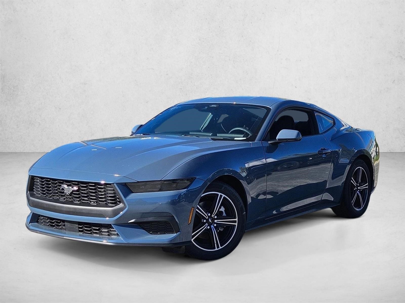 2025 Ford Mustang EcoBoost's photo