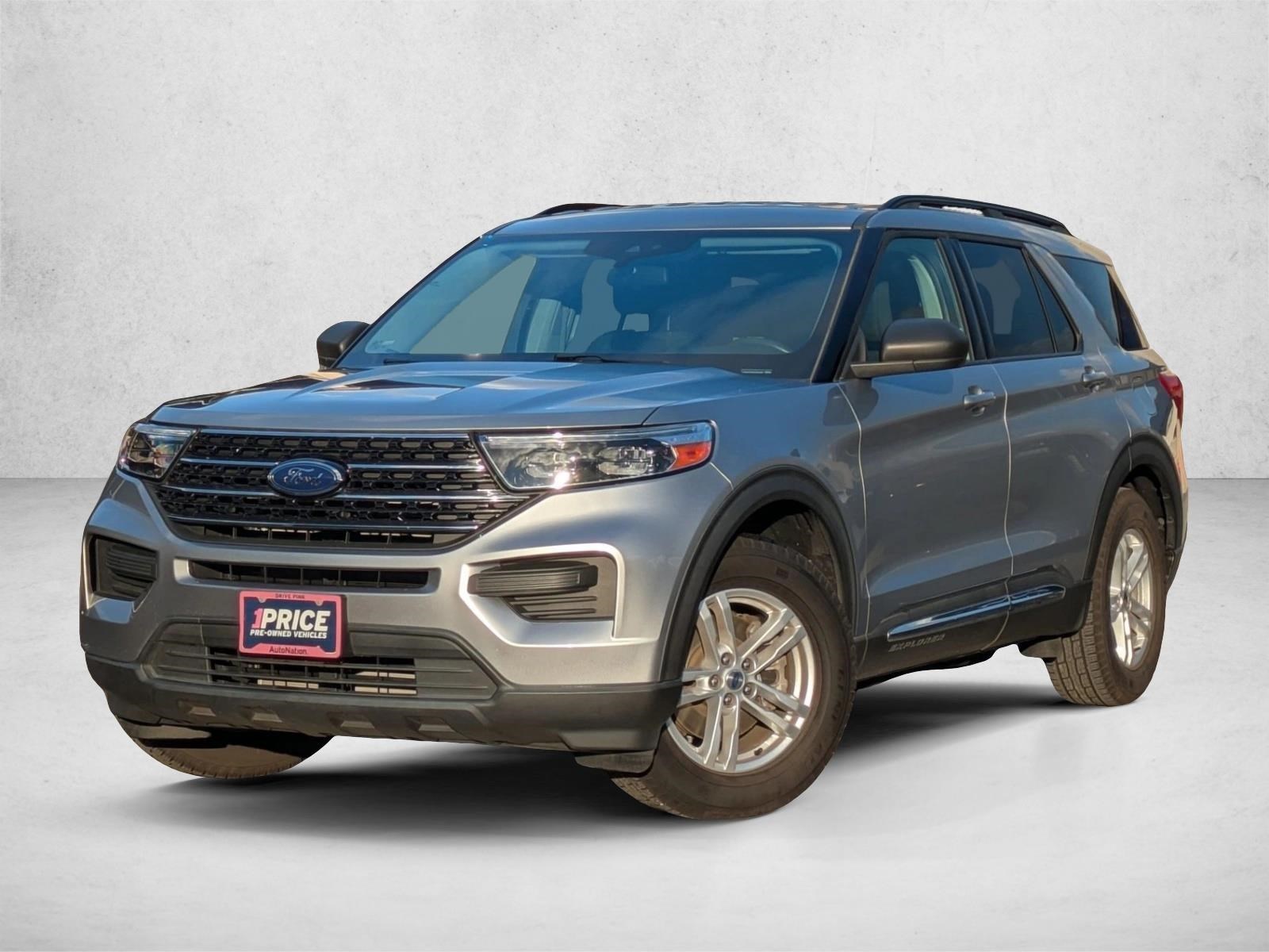 2020 Ford Explorer XLT's photo