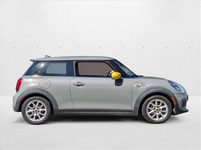 2021 Mini Cooper 2 Door Hardtop SE photo 4
