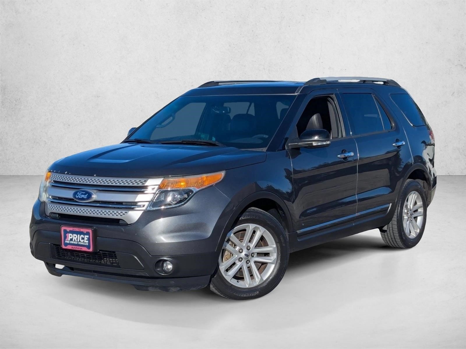 2015 Ford Explorer XLT's photo