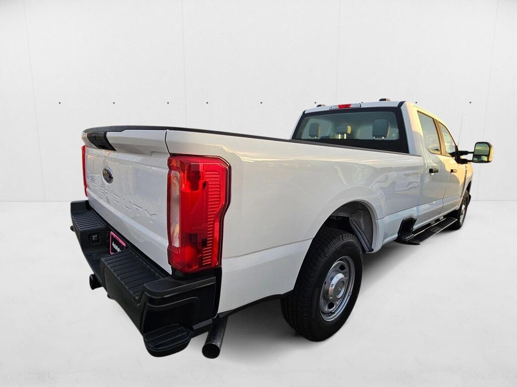 New 2026 Ford F-250 XL Truck Crew Cab