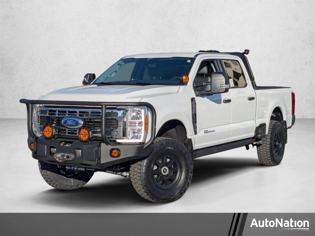 New 2026 Ford F-250 XLT Truck Crew Cab