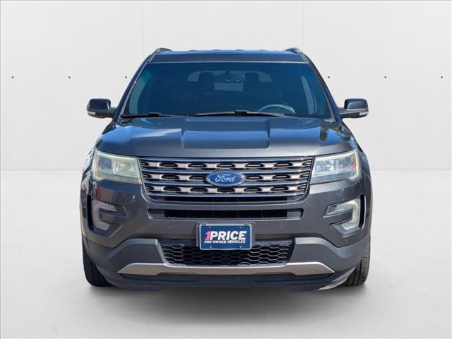 2017 Ford Explorer XLT photo 2